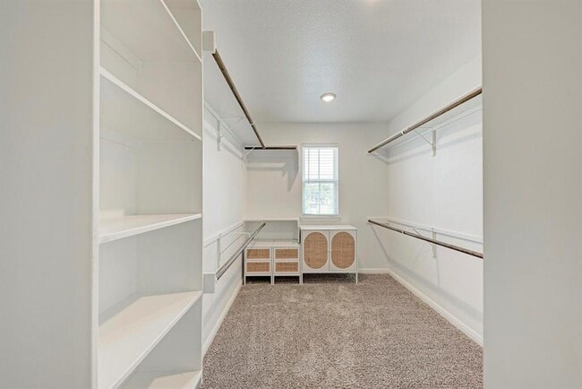 Building Photo - 1021 Lone Peak Wy