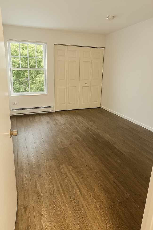 Building Photo - 3349 Beacon St