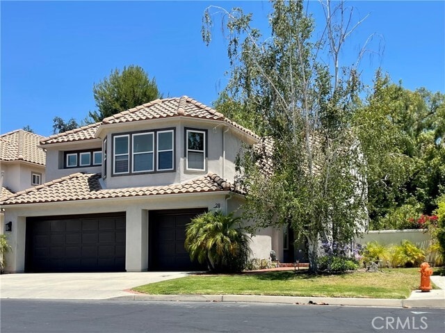 Building Photo - 28 Lawnridge