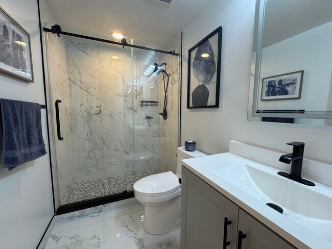 Building Photo - 8561 Lawson Cir