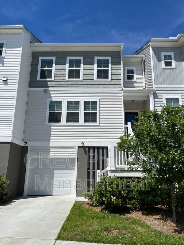 Building Photo - 603 McLernon Trce