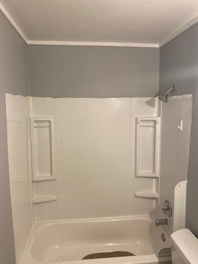 Building Photo - Cozy 2-Bedroom 1-Bath in Charlotte
