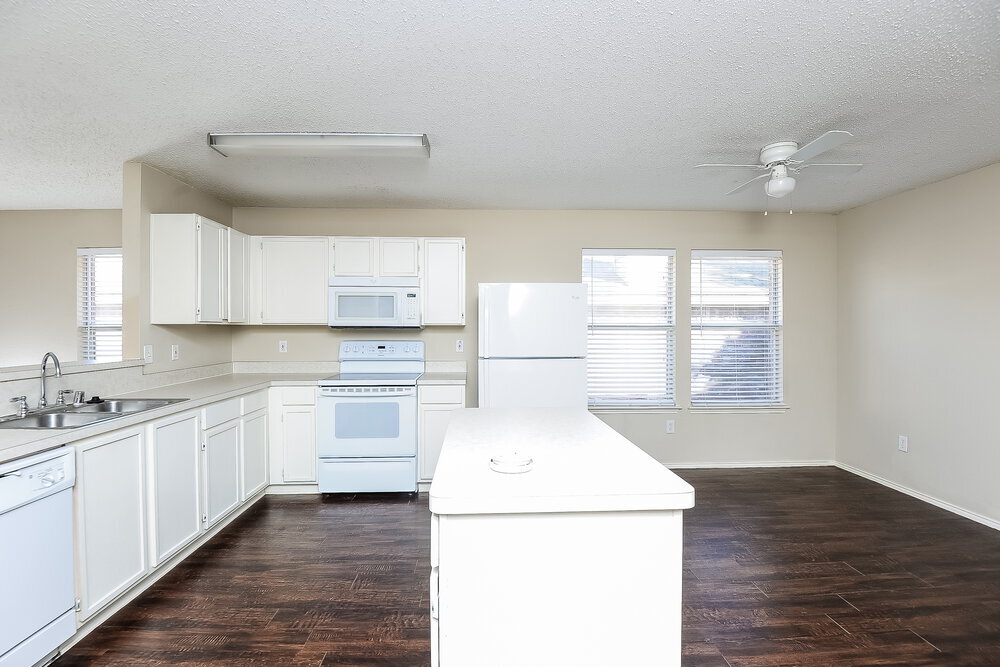 Building Photo - 6057 Arabian Ave