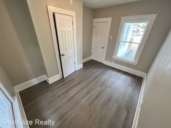 Building Photo - 3 br, 2 bath House - 1253 Cottrell Street