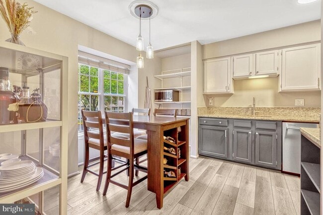 Building Photo - 10431 Todman Landing Ct