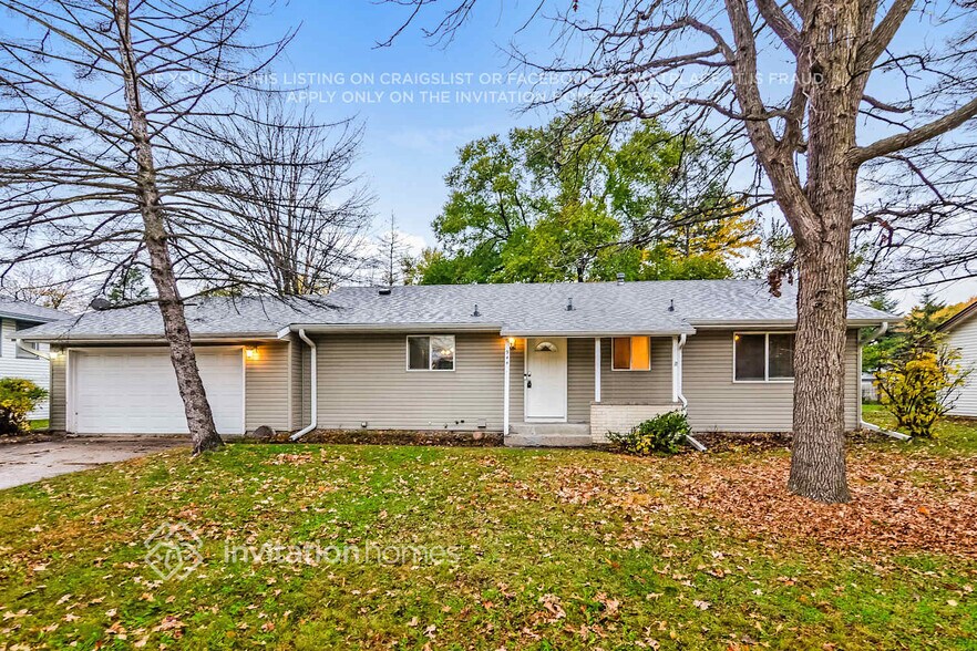 Primary Photo - 944 Beacon Ln