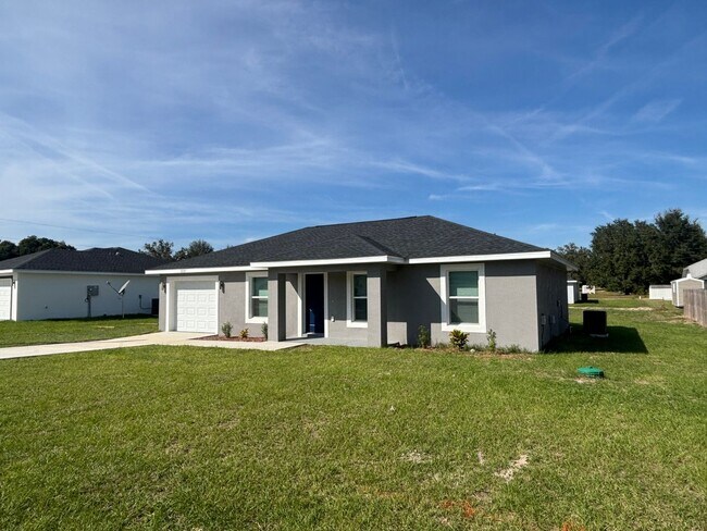 Building Photo - New Construction 3/2/ in Dunnellon