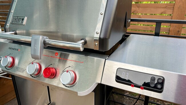 Building Photo - 64 Daniel St SE