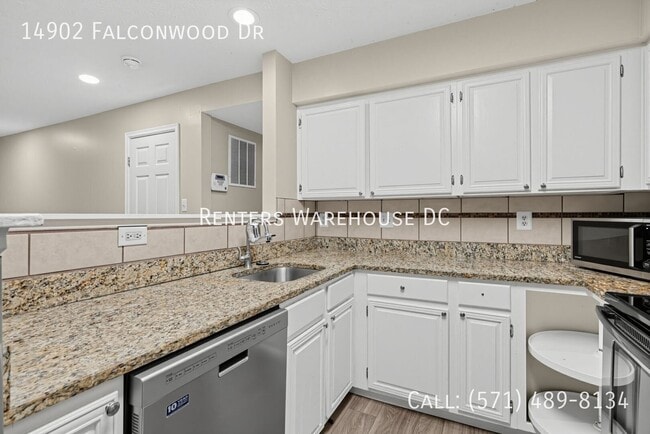 Building Photo - 14902 Falconwood Dr
