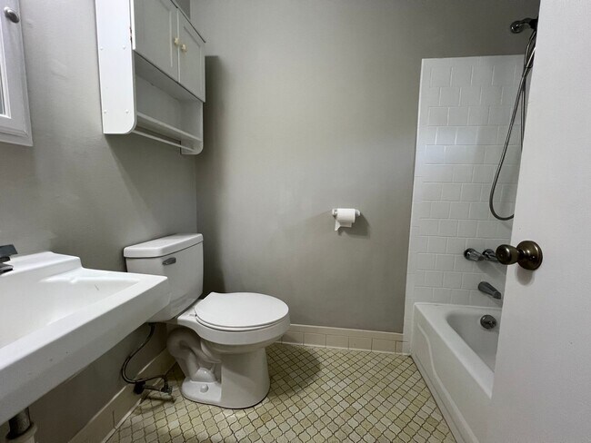 Building Photo - Home for rent in Prattville