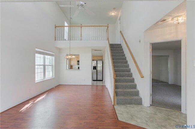 Building Photo - 4718 Twin Hickory Lake Dr