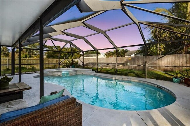 Building Photo - 5408 Birch Dr