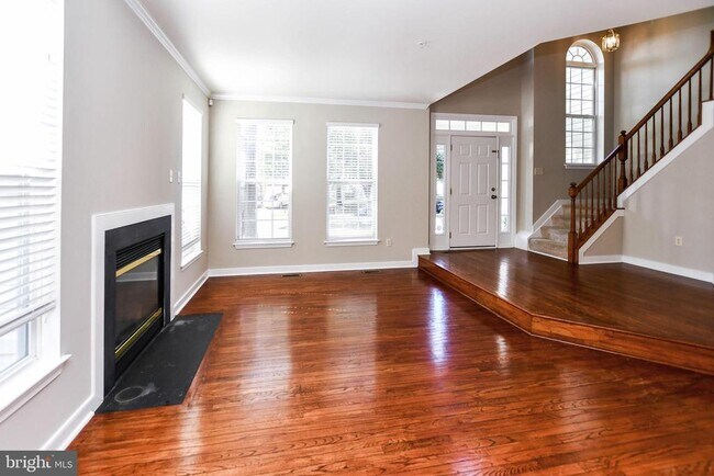 Building Photo - 13003 Belle Meade Trace