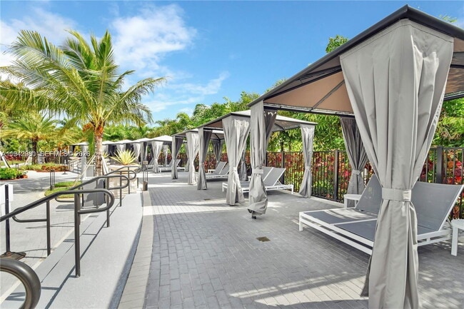 Building Photo - 7809 NW 104th Ave