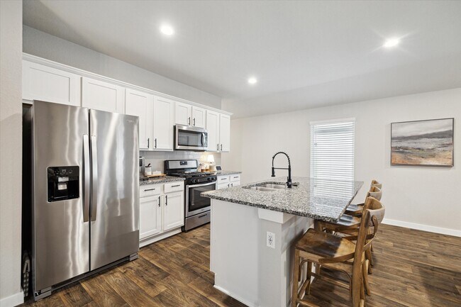 Building Photo - 9833 Gln Brk Ln