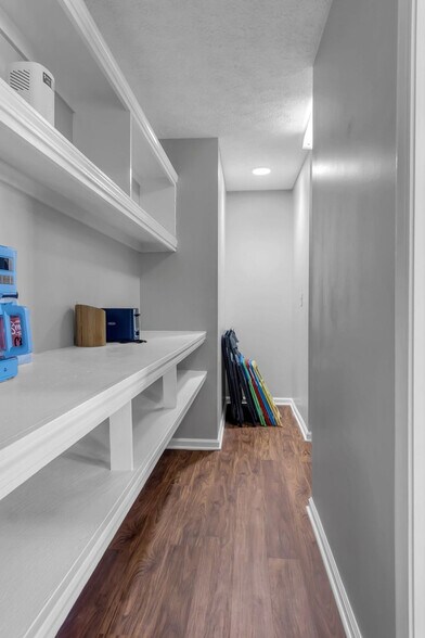 Building Photo - 81 Beech Point Dr