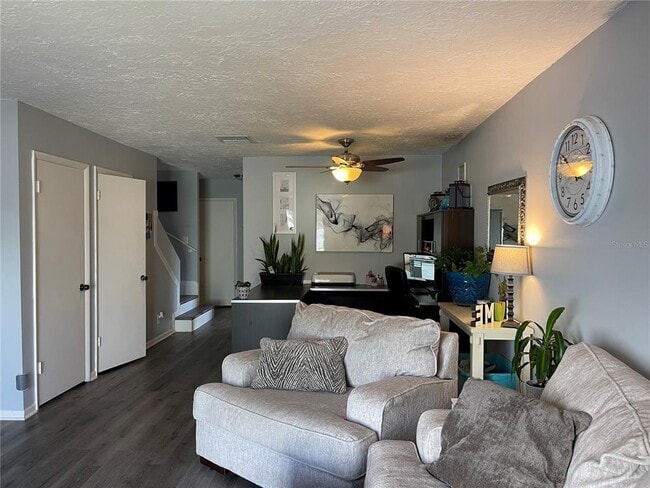 Building Photo - 8800 Bardmoor Blvd