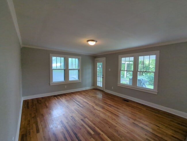 Building Photo - Rossville 2-Bedroom House