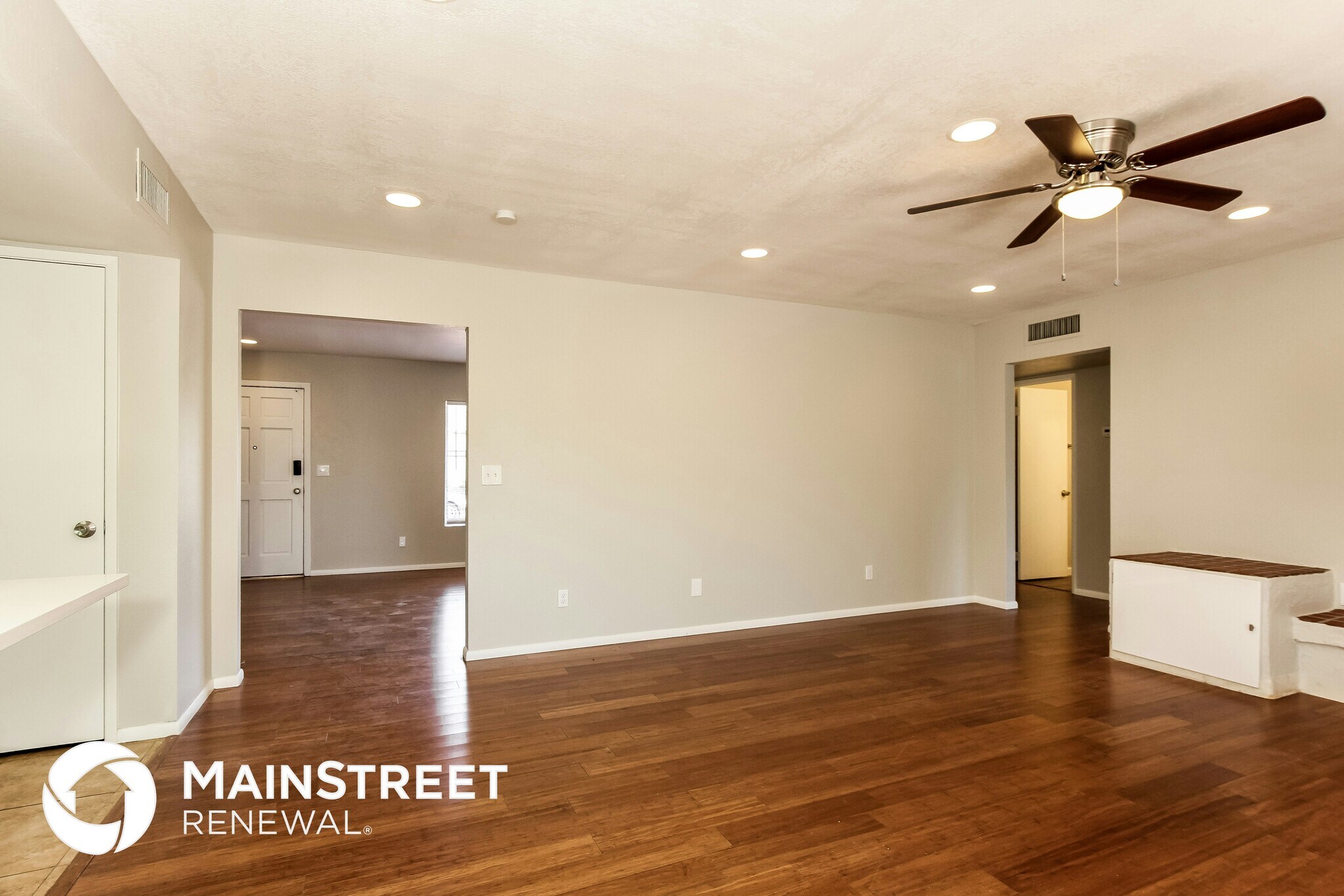Building Photo - 8720 N 53rd Ave