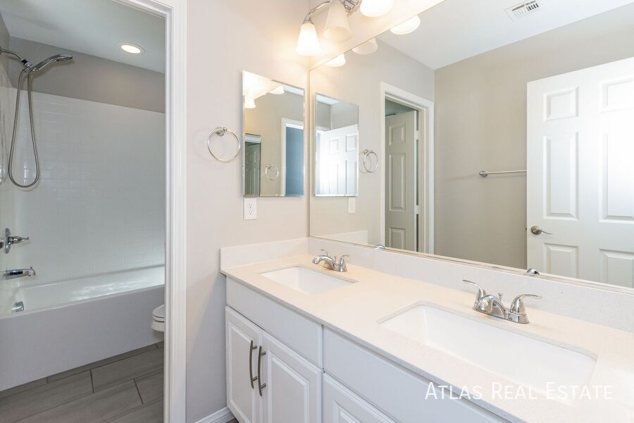 Building Photo - 361 Mezzaforte St