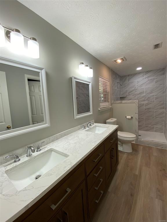 Building Photo - 514 Saddlewood Dr