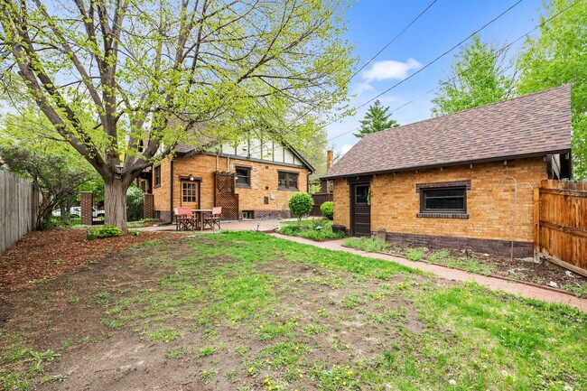 Building Photo - Gorgeous Wash Park Bungalow!