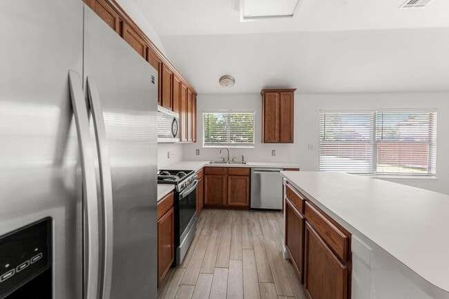 Building Photo - 5900 Taylorcrest Dr