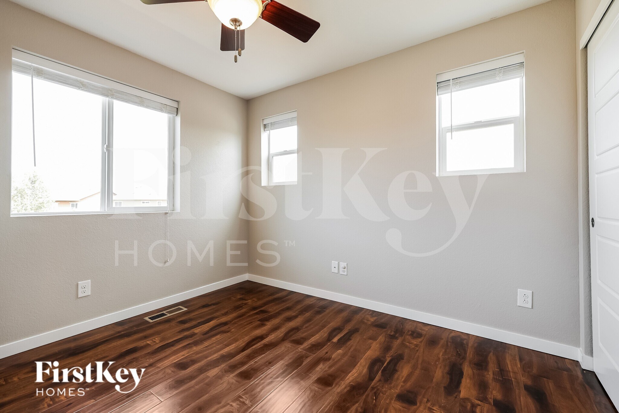 Building Photo - 10520 Sedalia St