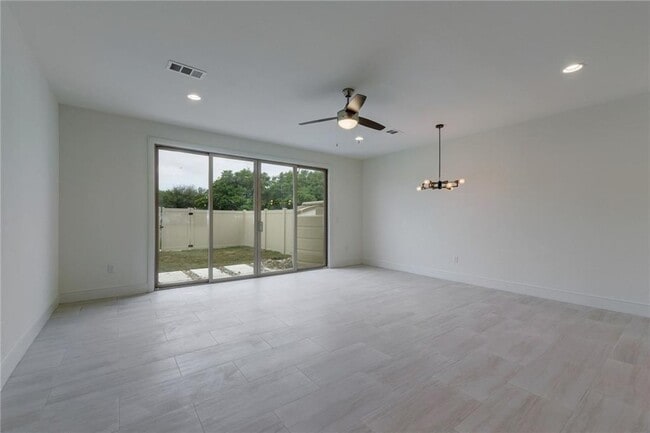 Building Photo - 402 Conservation Dr
