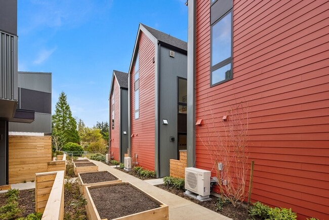 Building Photo - Net Zero Living on Bainbridge Island