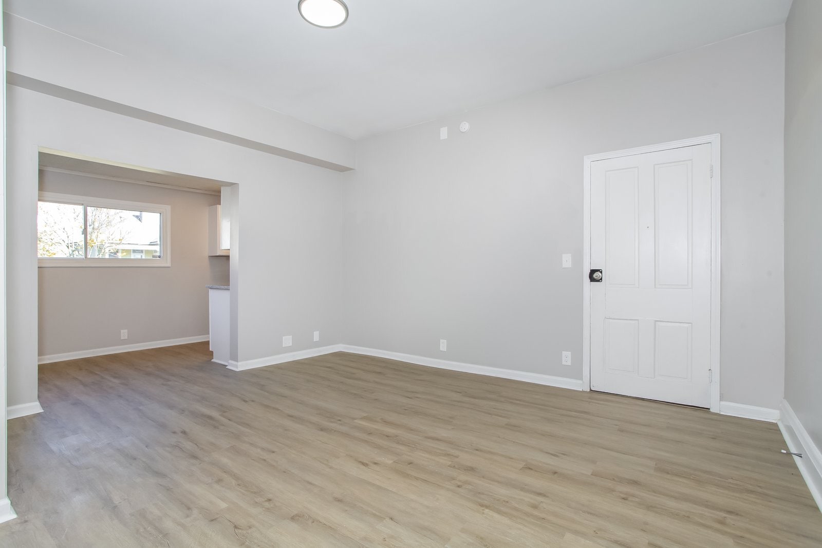 Building Photo - 211#1 East Southern Avenue, 41015; #724645 - 724645