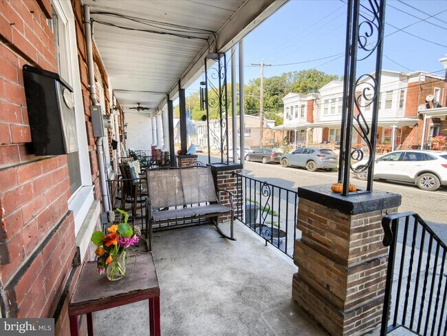 Building Photo - 3822 Manayunk Ave