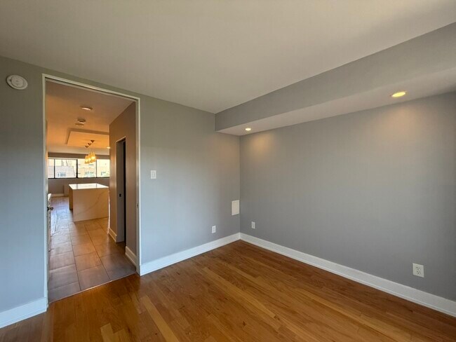 Building Photo - 1245 13th St NW