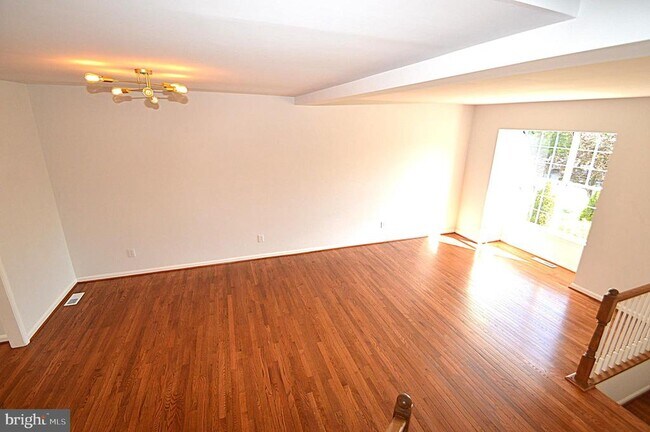 Building Photo - 13510 Nickleback Ct