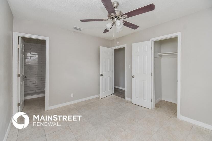 Building Photo - 7402 Pomelo Dr