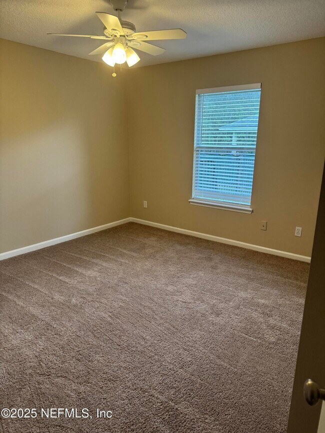 Building Photo - 1428 Tintern Ln