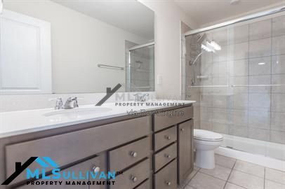 Building Photo - 8400 Jordan Meadow Dr