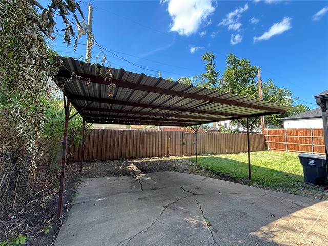 Building Photo - 3825 Hawick Ln