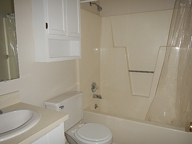 Building Photo - 228 Pintail Ln
