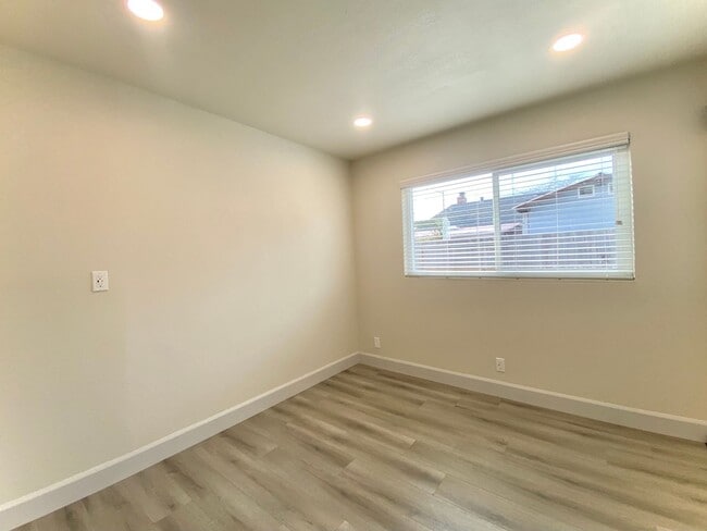 Building Photo - Beautifully Remodeled 3-Bedroom Home for Rent! - Northgate Neighborhood of Fremont!