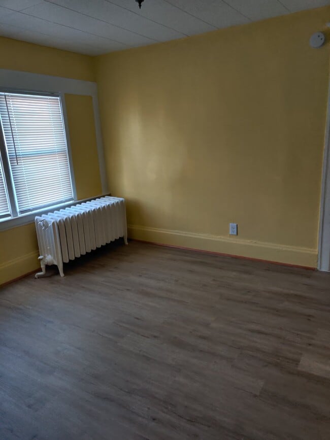 Building Photo - 205 N Normal St