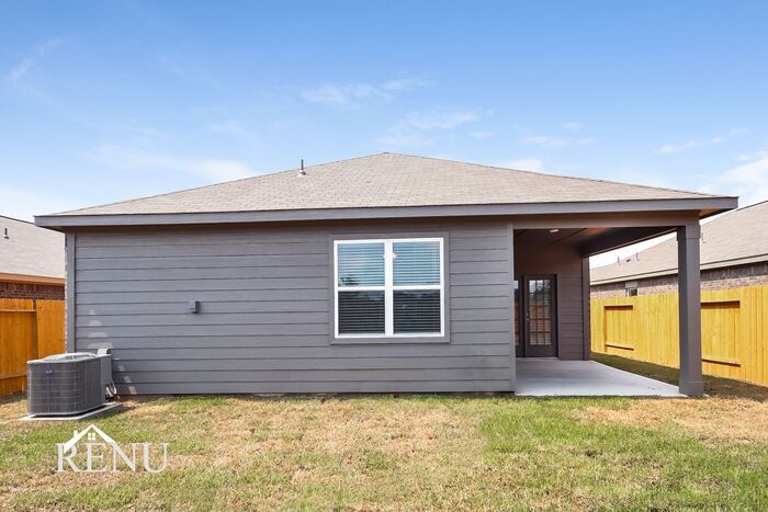 Building Photo - 25314 Shadowdale Dr