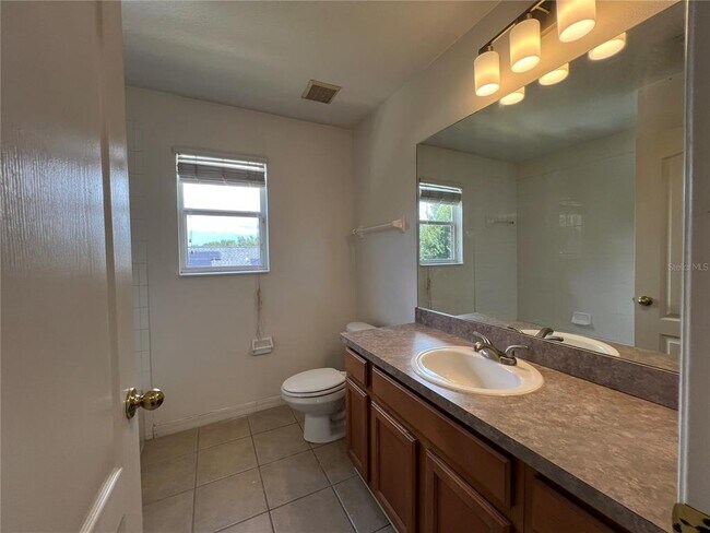 Building Photo - 554 Hiawatha Palm Pl
