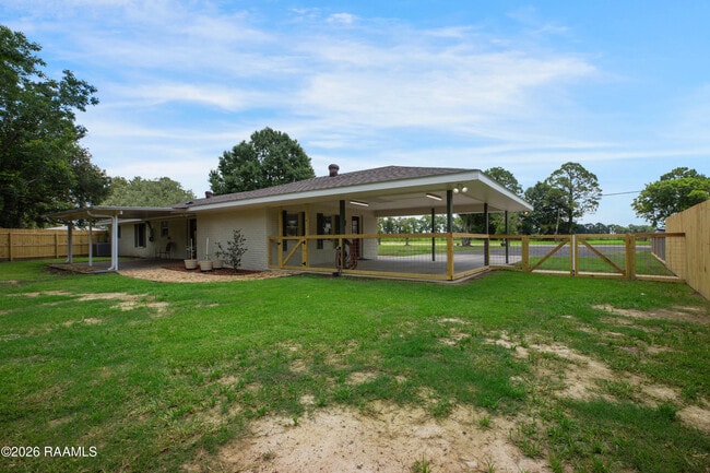 Building Photo - 5502 Coteau Rd