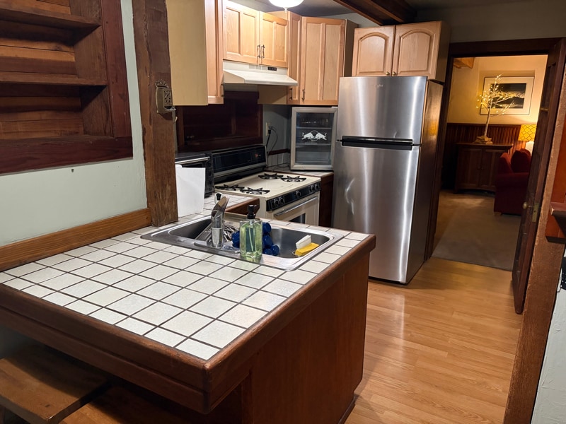 Building Photo - 19471 Madrone Ct