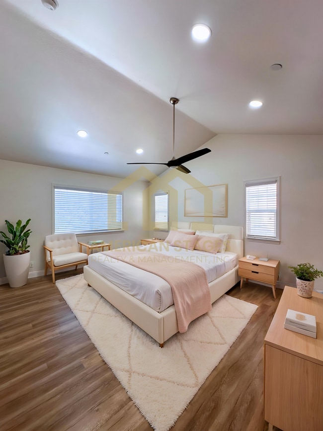 Building Photo - 1441 Crown Cir