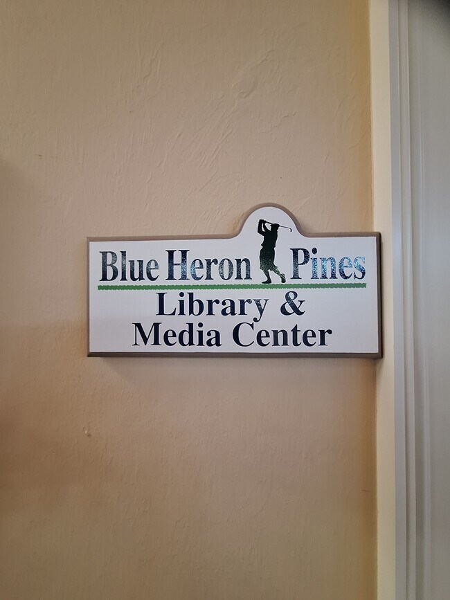 Building Photo - 29201 S Jones Loop Rd