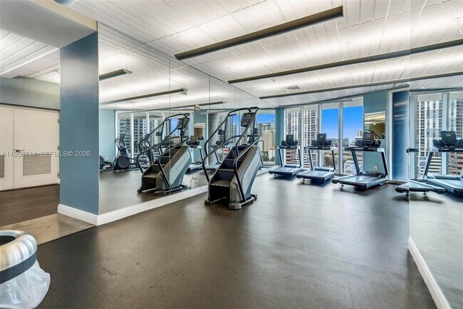 Building Photo - 185 SW 7th St