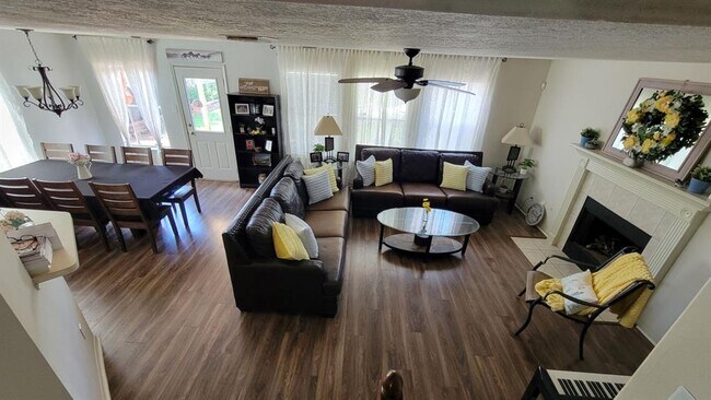 Building Photo - 3115 Lantern Bay Ln
