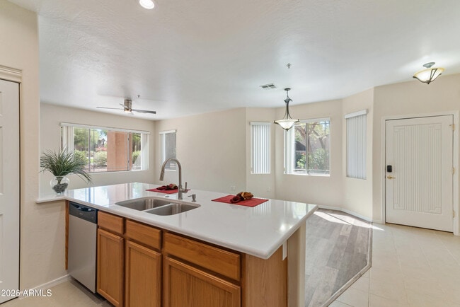 Building Photo - 11500 E Cochise Dr